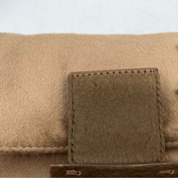 FENDI  Wool Pony Hair Flower Applique Baguette Brown - Picture 11 of 14
